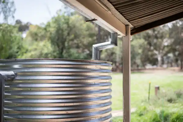 Comment choisir sa citerne abeko : citerne souple ou citerne acier galvanisé